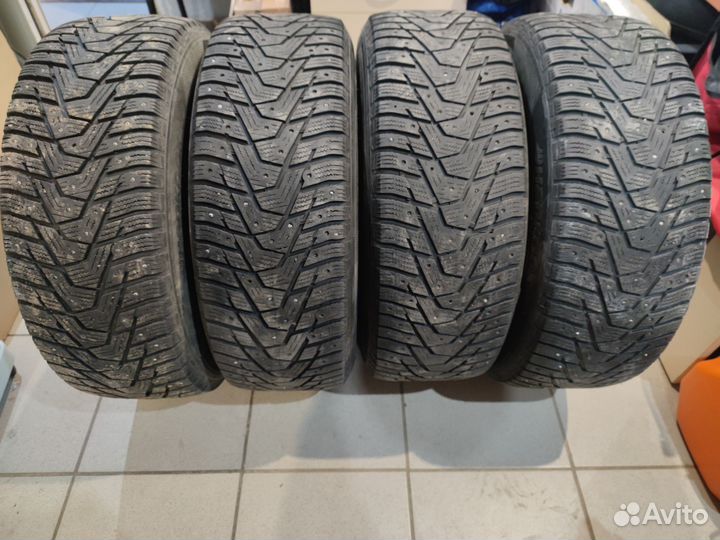 Hankook Winter I'Pike RS2 W429 215/60 R16 99T