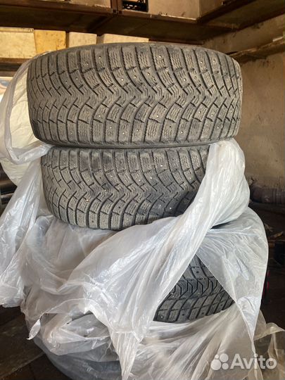 Michelin Latitude X-Ice North 205/55 R16