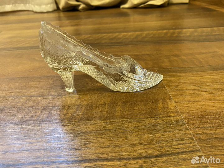 Жених и невеста, туфелька, сердце