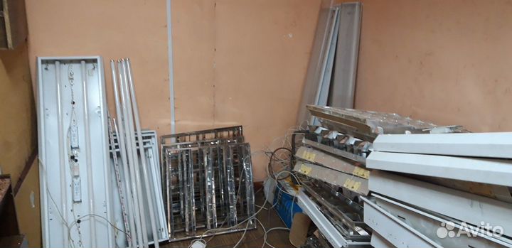 Светильники офисные б/у