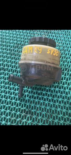 Бачок гидроусилителя руля Toyota Camry 1990 443603