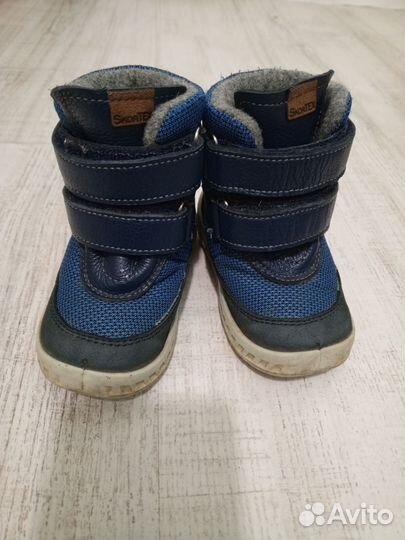 Демисезонные ботинки 22