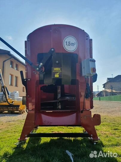 Смеситель кормораздатчик Melasty (1,5 m3)(Турция)