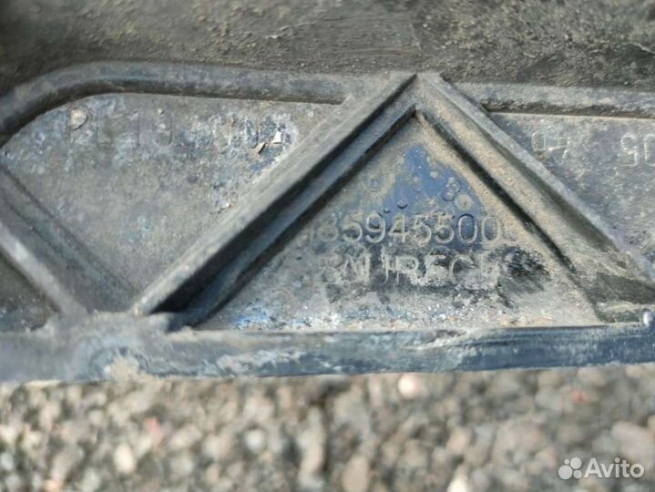 Панель передняя (телевизор) Audi A4 B7 (S4,RS4) 20