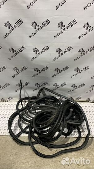 Уплотнители дверей Crafter Sprinter