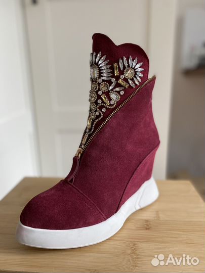 Ботильоны новые