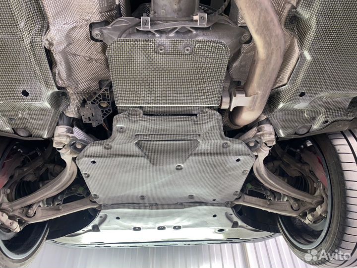 Карбоновая защита на Audi Q7 (2G) 2015-2023