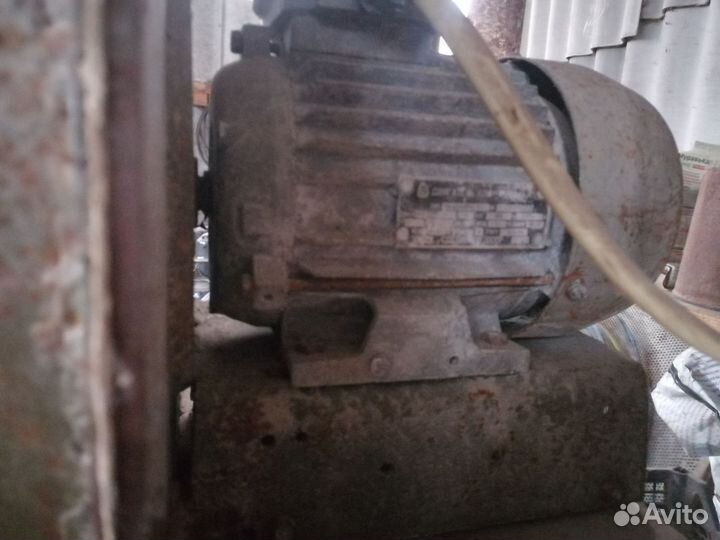 Крупорушка зернодробилка