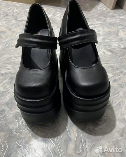 Туфли demonia wave 32 оригинал