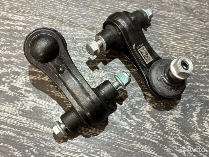 Тяга заднего стабилизатора MQB orig