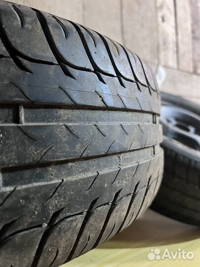 Bfgoodrich G-Grip 215/60 R16 99V