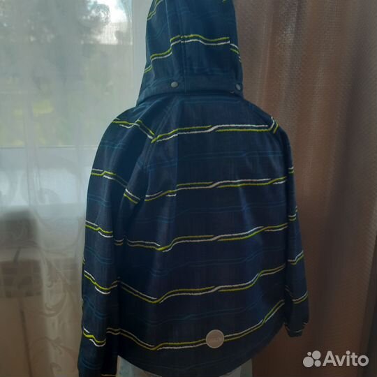 Детская куртка ветровка