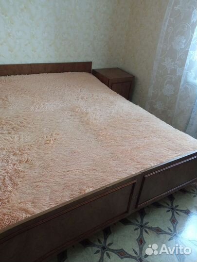 Спальный гарнитур бу