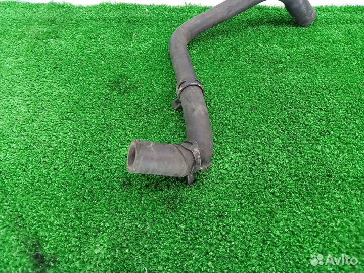 Патрубок системы охлаждения