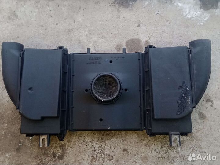 Корпус воздушного фильтра Mercedes-Benz S-Class