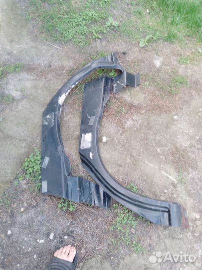 Подкрылки на ford mondeo 1 и 2