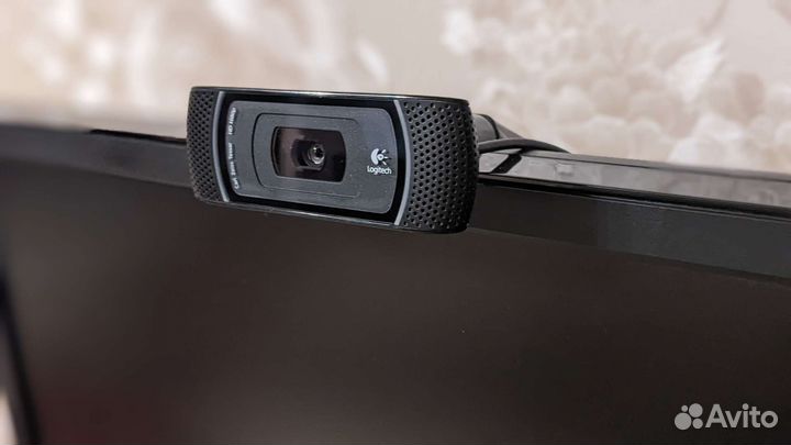 Веб-камера Logitech HD Pro Webcam C910