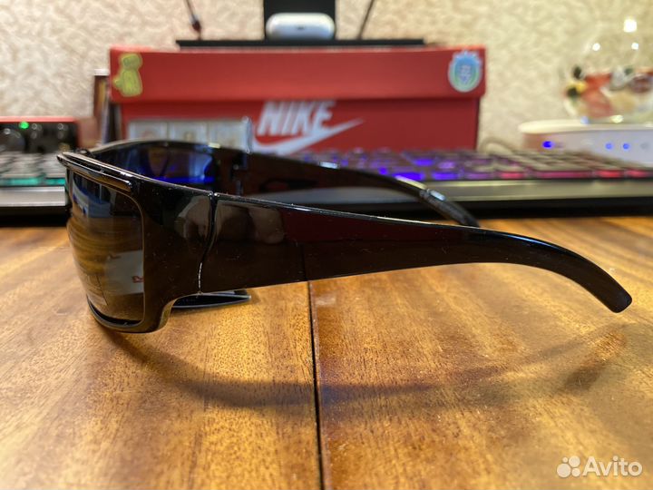 Солнцезащитные очки Matrix Polarized