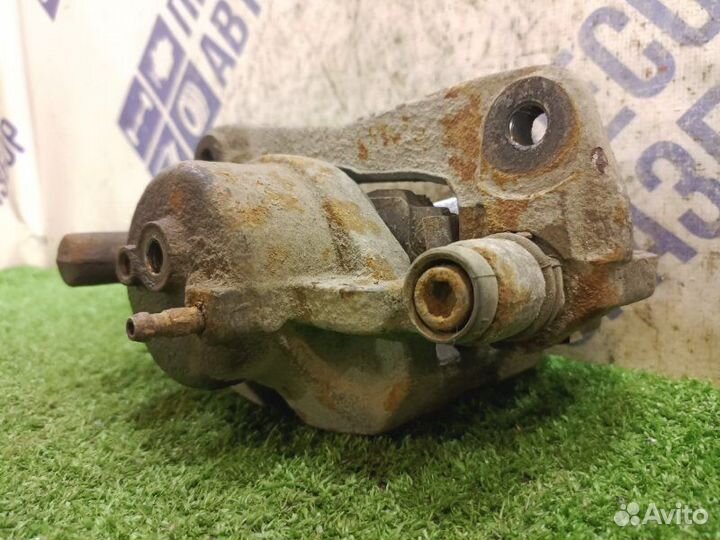 Суппорт передний левый Mazda 6 Gg седан 1.8 L8