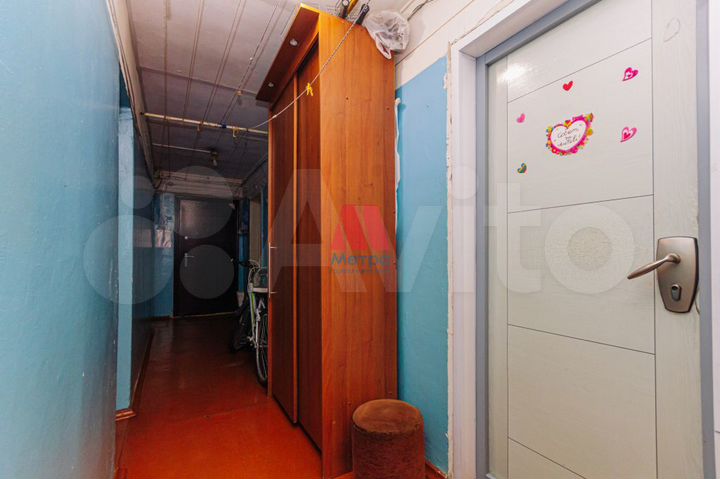 Комната 14 м² в 9-к., 4/4 эт.