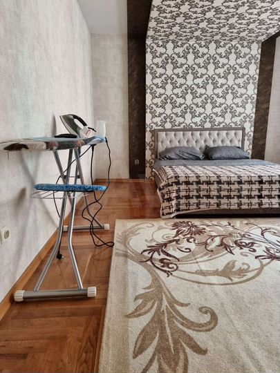 2-к. квартира, 89 м², 4/13 эт.