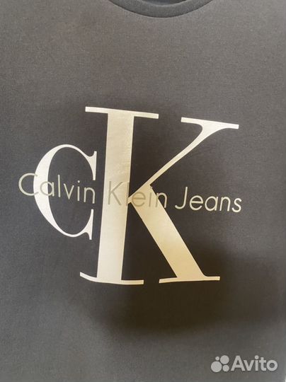 Футболка Calvin Klein новая оригинал хлопок на S