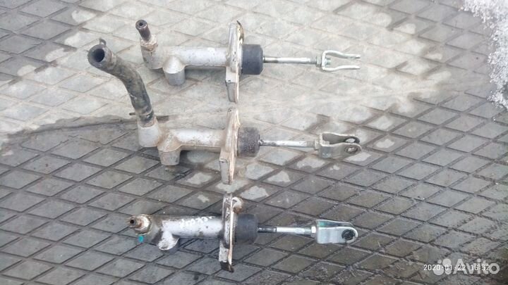 Фонарь и много других запчастей Дэу Нексия