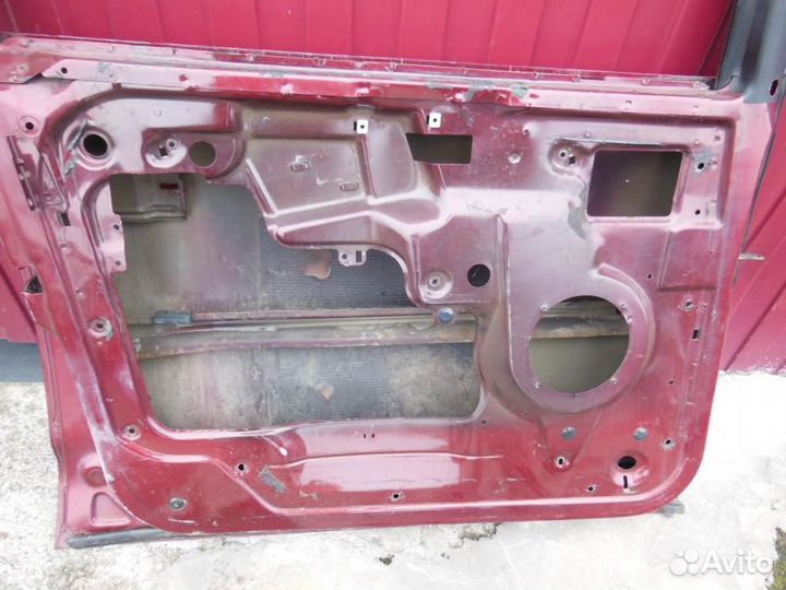 Дверь передняя левая Ford Galaxy