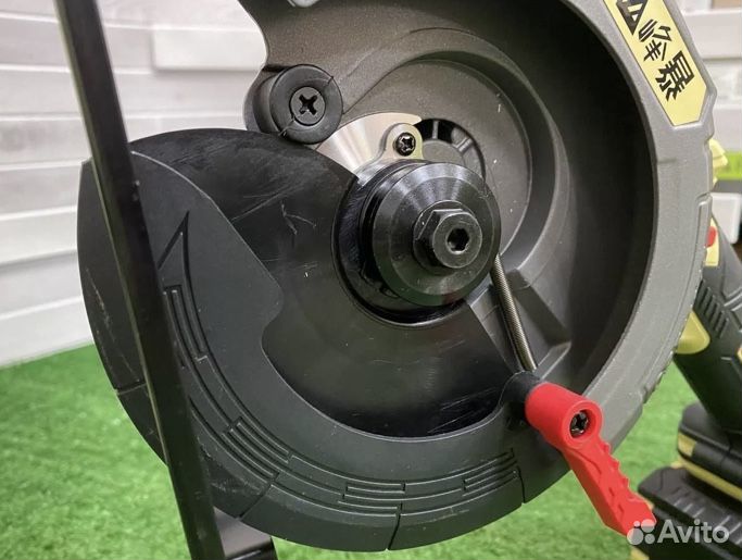 Циркулярная пила дисковая аккумуляторная