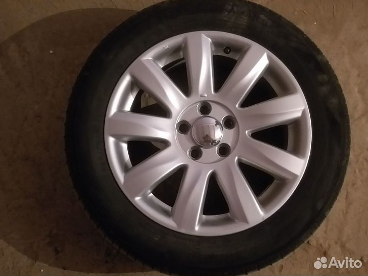 Продам летние колеса
