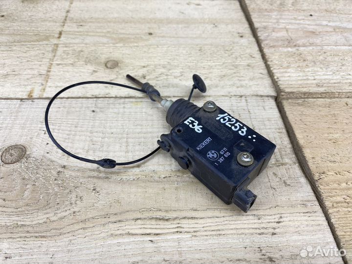 Активатор замка крышки бензобака BMW Е36