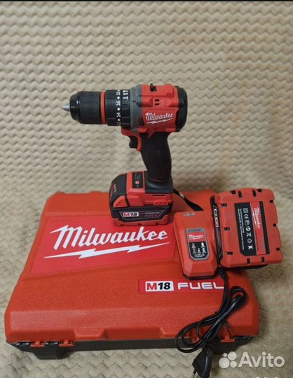 Шуруповерт milwaukee m18