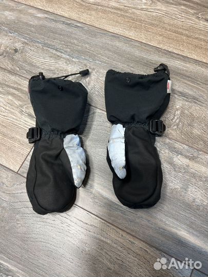 Варежки Reima 6-8 лет