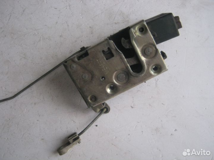 Замок двери передний левый Peugeot 106 3 двери