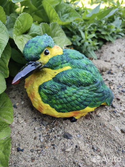 Садовые фигурки лебедь сова аист