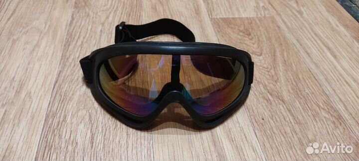 Горнолыжные очки