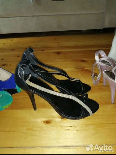 Обувь женская 38 размер