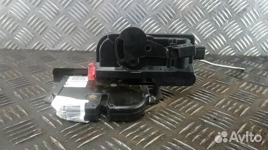 Замок 3-5 двери mercedes benz vito W639 (2RT14GH01)