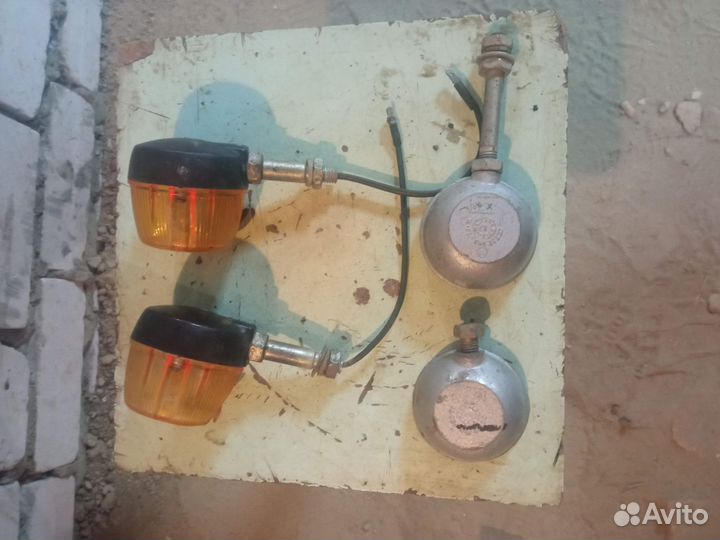 Тормозной барабан, поворотники.Мотоцикл Иж Ю5