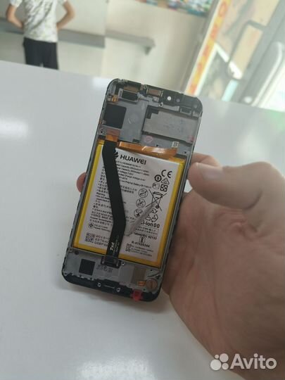 Дисплей в раме Honor 7c и акб