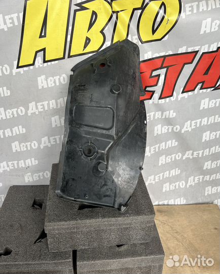 Подкрылок задний правый Renault Logan 2 767482706R