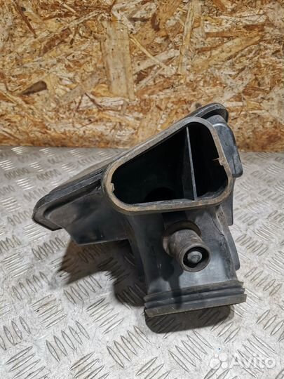 Резонатор воздушного фильтра Chevrolet Cruze