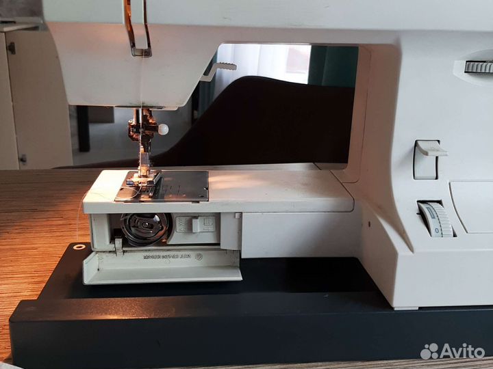 Швейная машина Pfaff