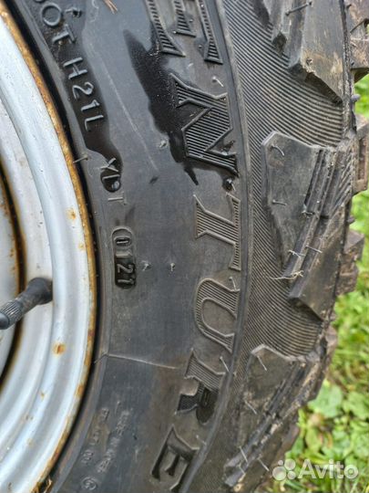 Kumho Road Venture MT71 225/75 R16