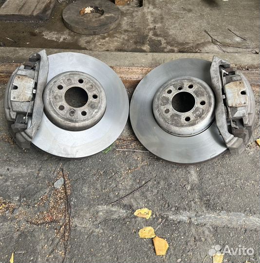 Тормоза передние BMW 750 F02