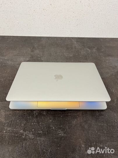 Apple MacBook Pro 13 2020 8/256