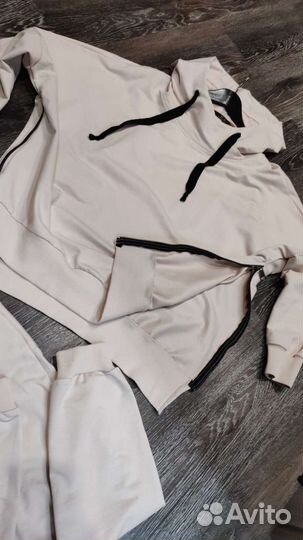 Костюм спортивный 44р