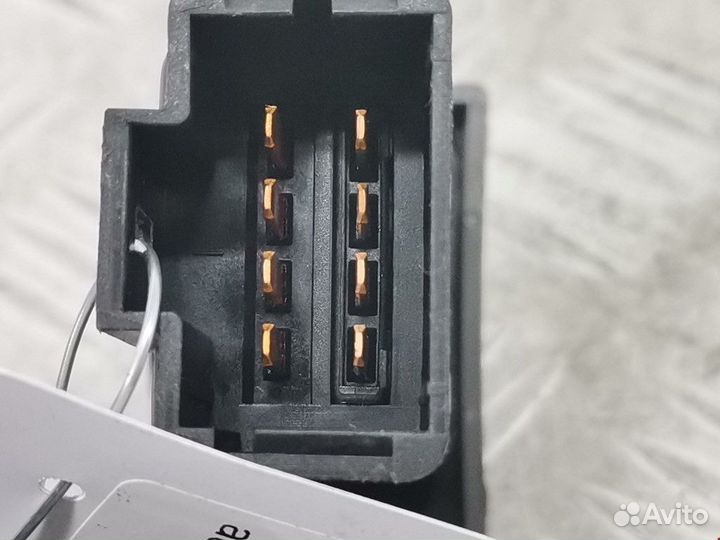 Кнопка аварийной сигнализации Renault Scenic рест