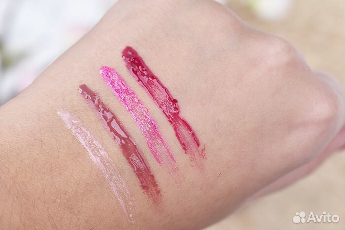 1 Блеск для губ (из набора MAC), оригинал