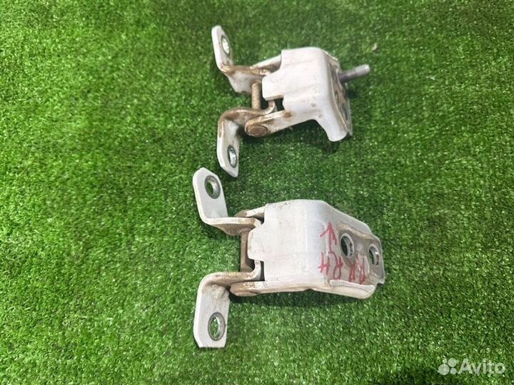 Петля двери Mazda Cx-5 Ke Рест. 11-17 2.0